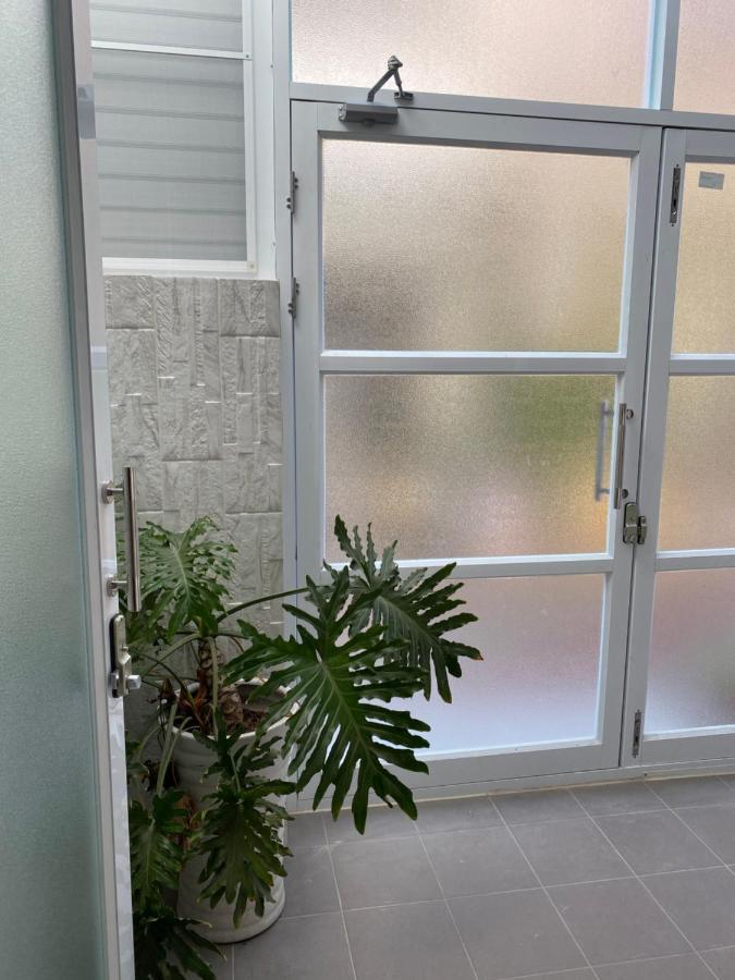 Апартаменти 好室連連house Lien Lien Тайнань Екстер'єр фото