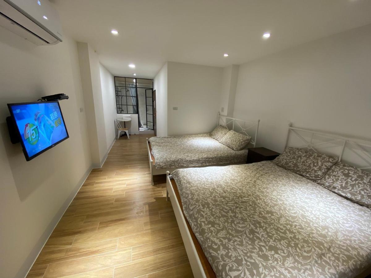 Апартаменти 好室連連house Lien Lien Тайнань Екстер'єр фото