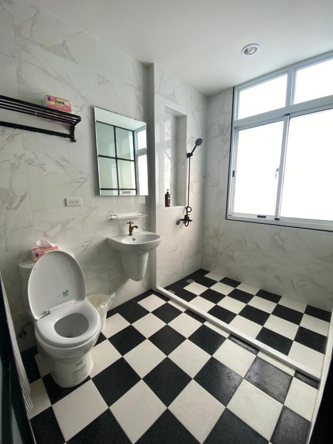 Апартаменти 好室連連house Lien Lien Тайнань Екстер'єр фото